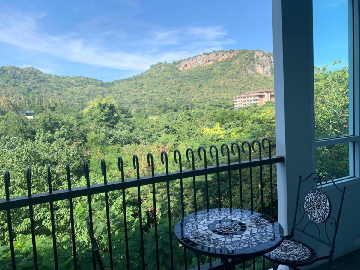 Courtyard Khaoyai By August Apartment Му Си Екстериор снимка